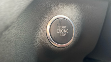 Volvo XC40 2.0 B3P Ultra Dark 5dr Auto Petrol Estate